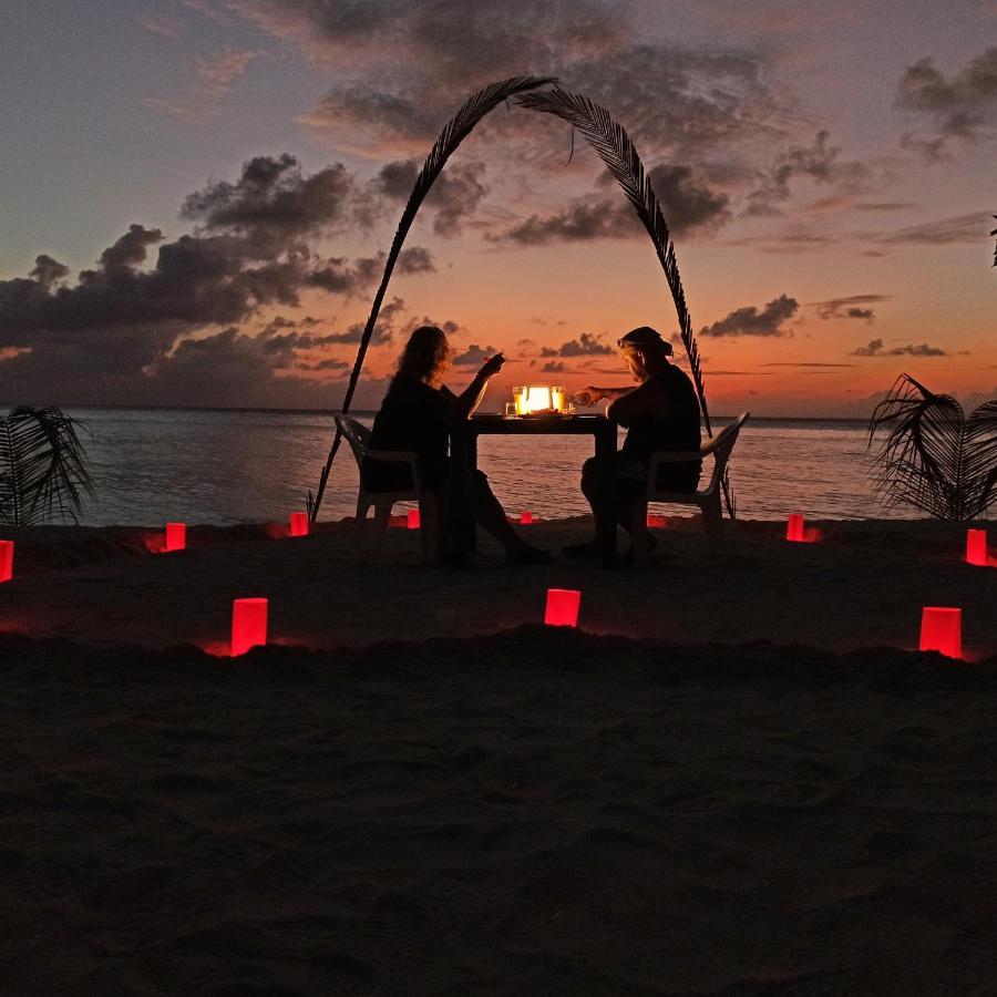 Sky Inn Thoddoo Luaran gambar