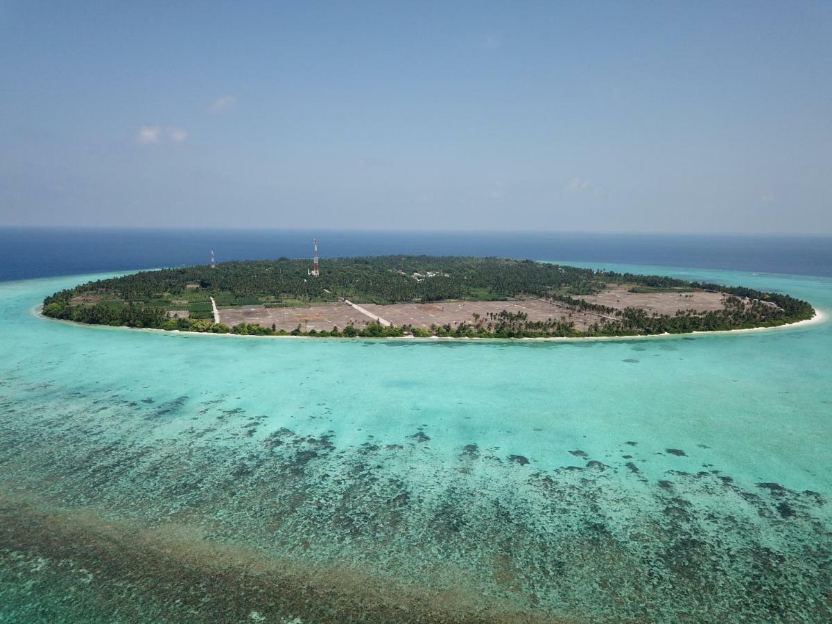 Sky Inn Thoddoo Luaran gambar